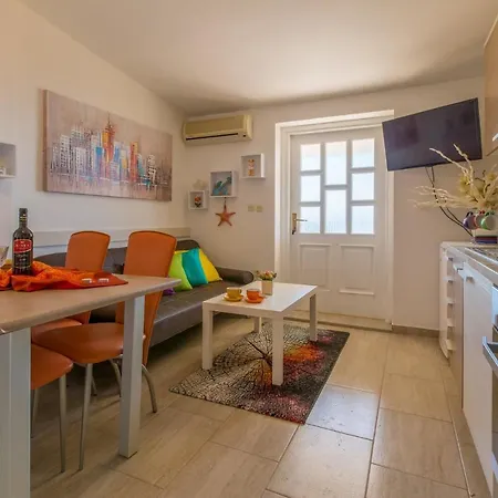 Janja C. Apartment