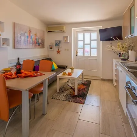 Janja C. Apartment Crikvenica